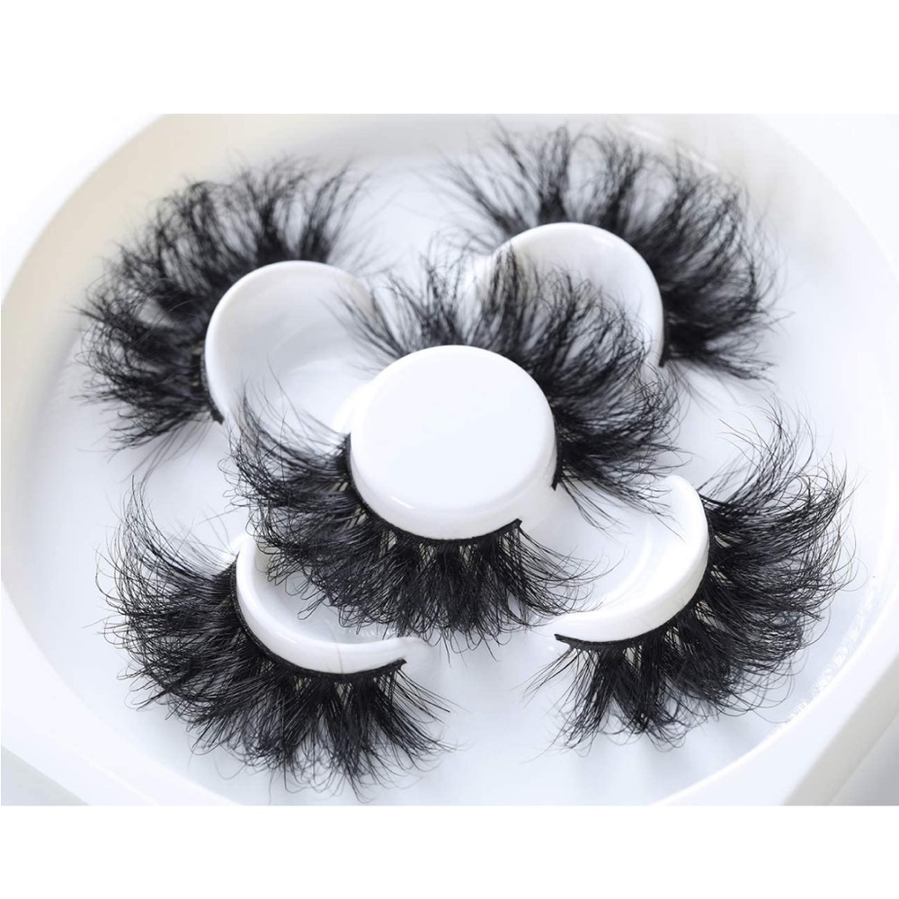 Mink Lashes - Picture 2 of 5